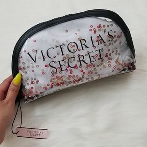 Victoria's Secret Makeup Bag!